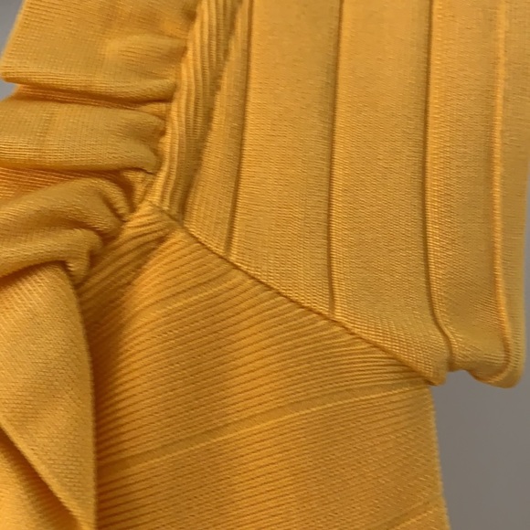 Stunning Bebe dress - Picture 5 of 16